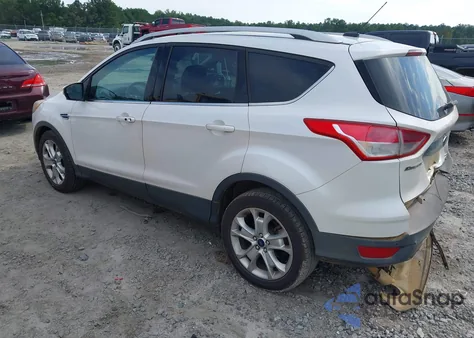 2016 Ford Escape Titanium из США, поврежденный, VIN 1FMCU0J93GUB03300